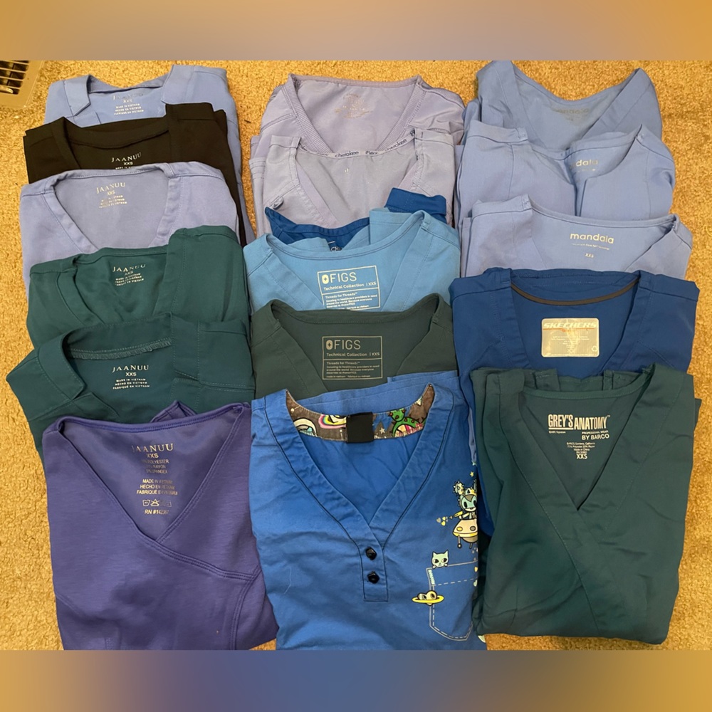 FIGS JAANUU CHEROKEE MANDALA SCRUBS